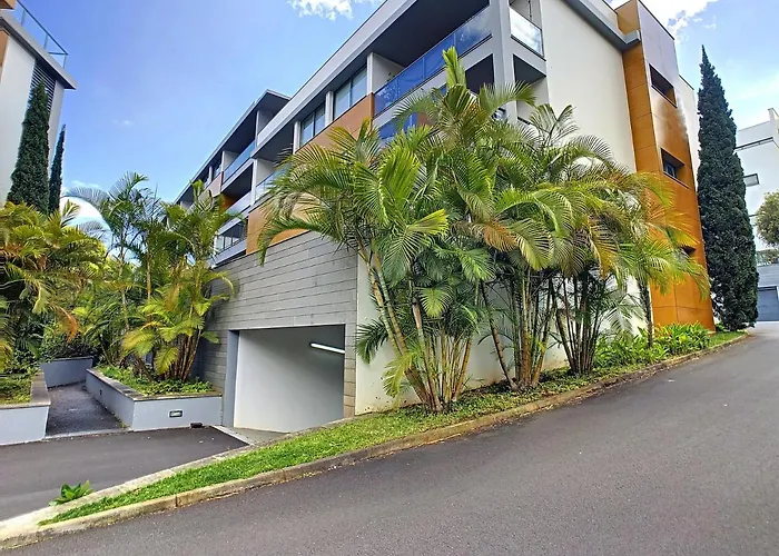 The Bay View - By Lovelystay *