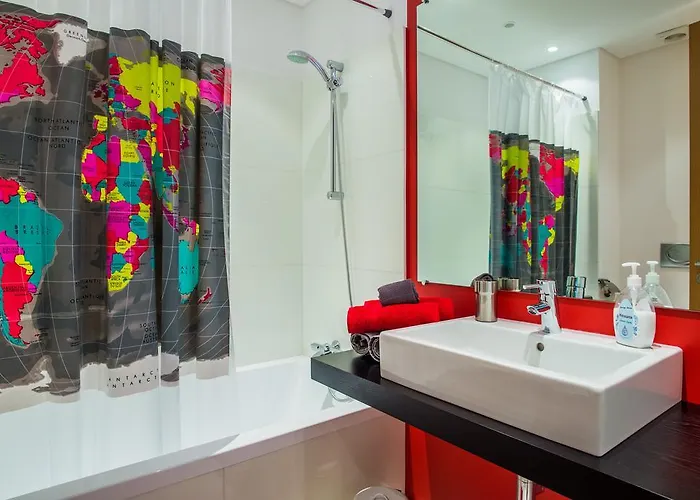 The Bay View - By Lovelystay *